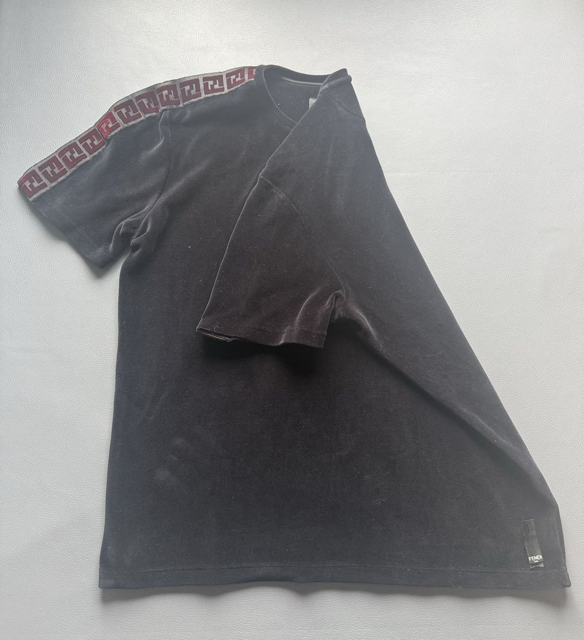 Fendi Fendi Roma FF Tape Sleeve T-Shirt Black XL Made in Italy Size US XL / EU 56 / 4 - 4 Thumbnail