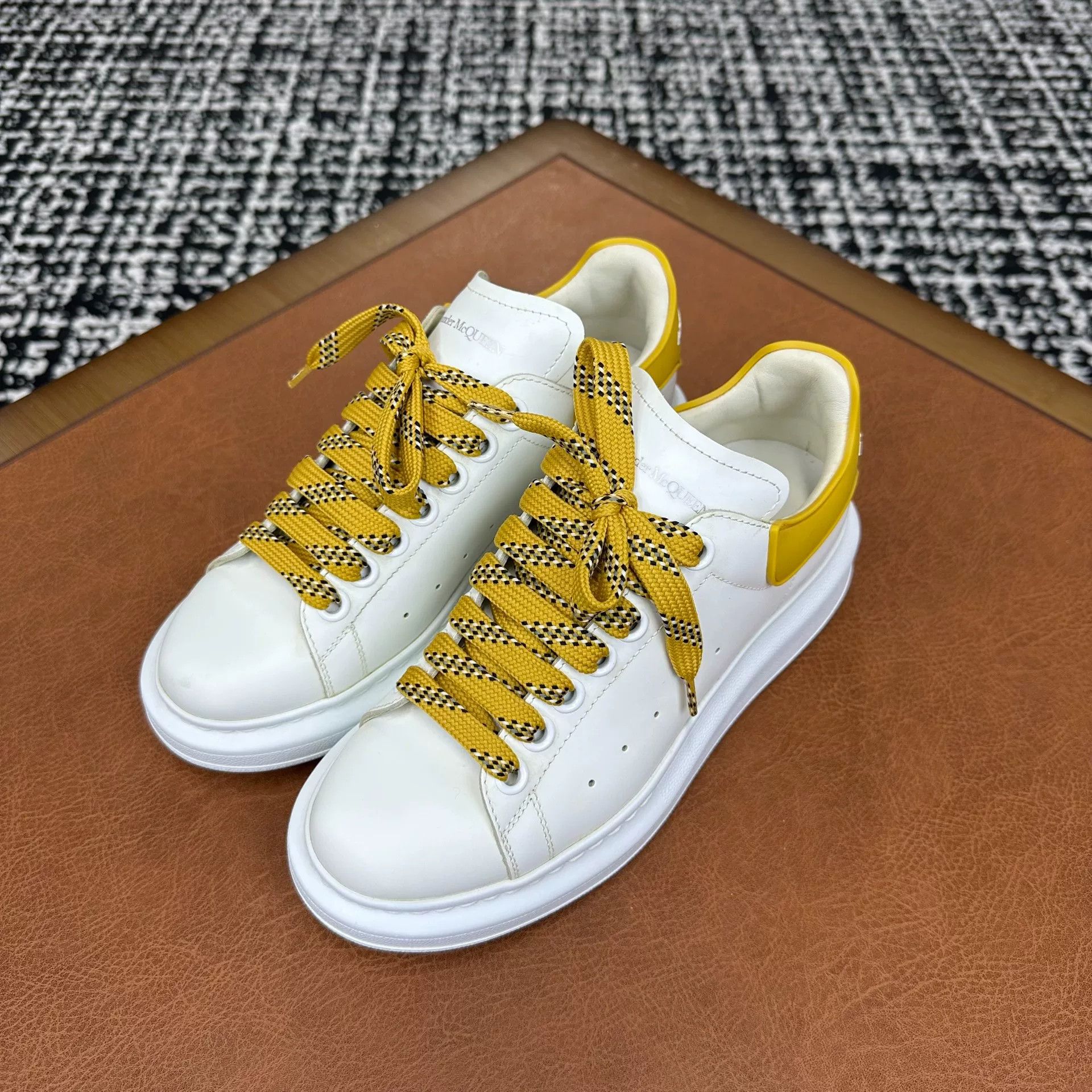 Alexander McQueen Alexander McQueen Yellow Lowtop Sneakers it_37 Women Size US 7 / IT 37 - 1 Thumbnail