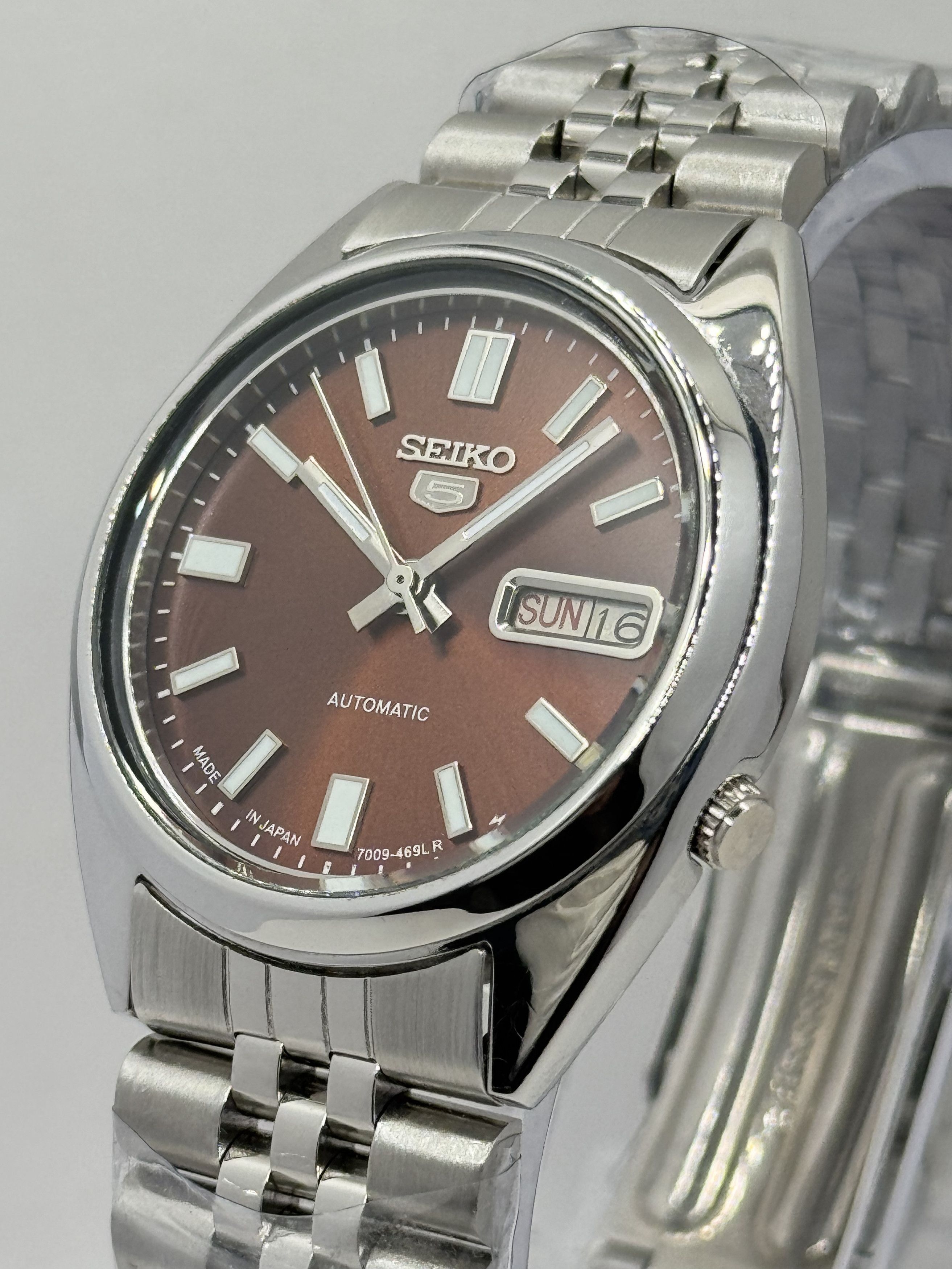 Seiko Automatic Baton Dial Wrist Watch Day/Date Japan