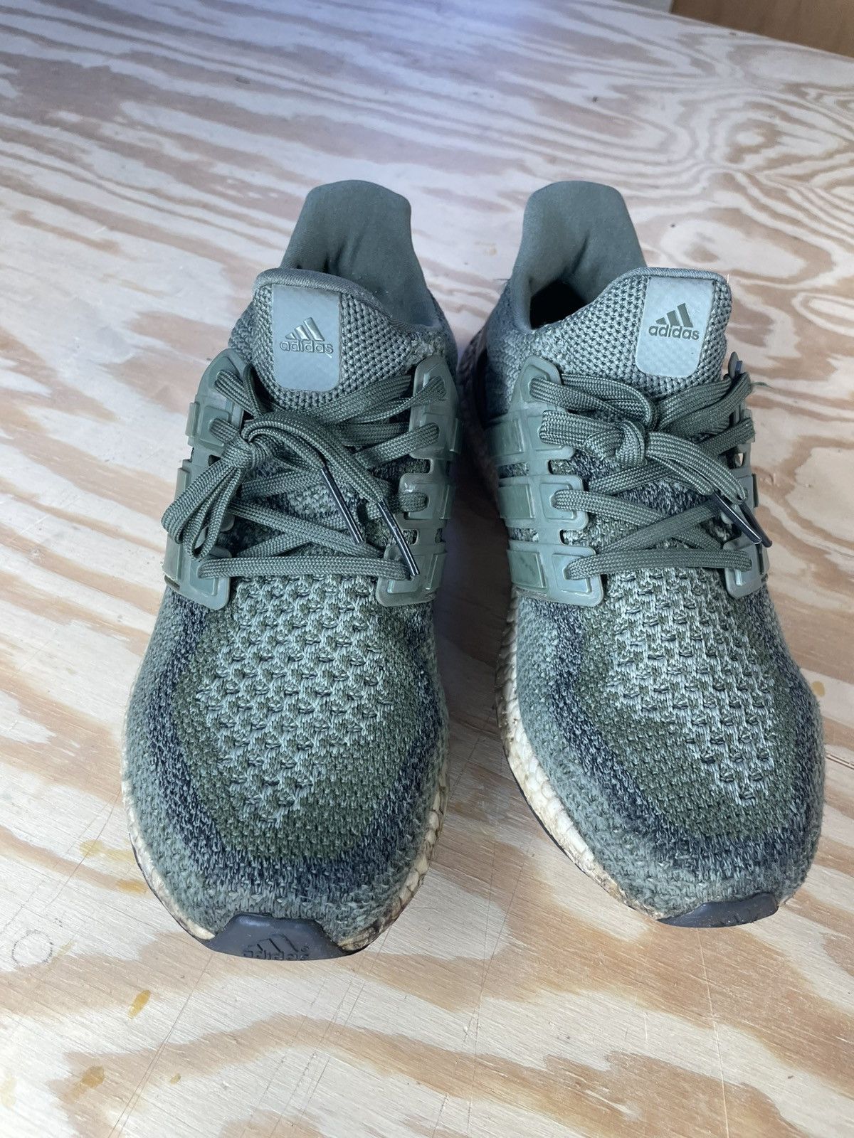 Adidas UltraBoost 2.0 “Olive” Size US 9.5 / EU 42-43 - 1 Thumbnail