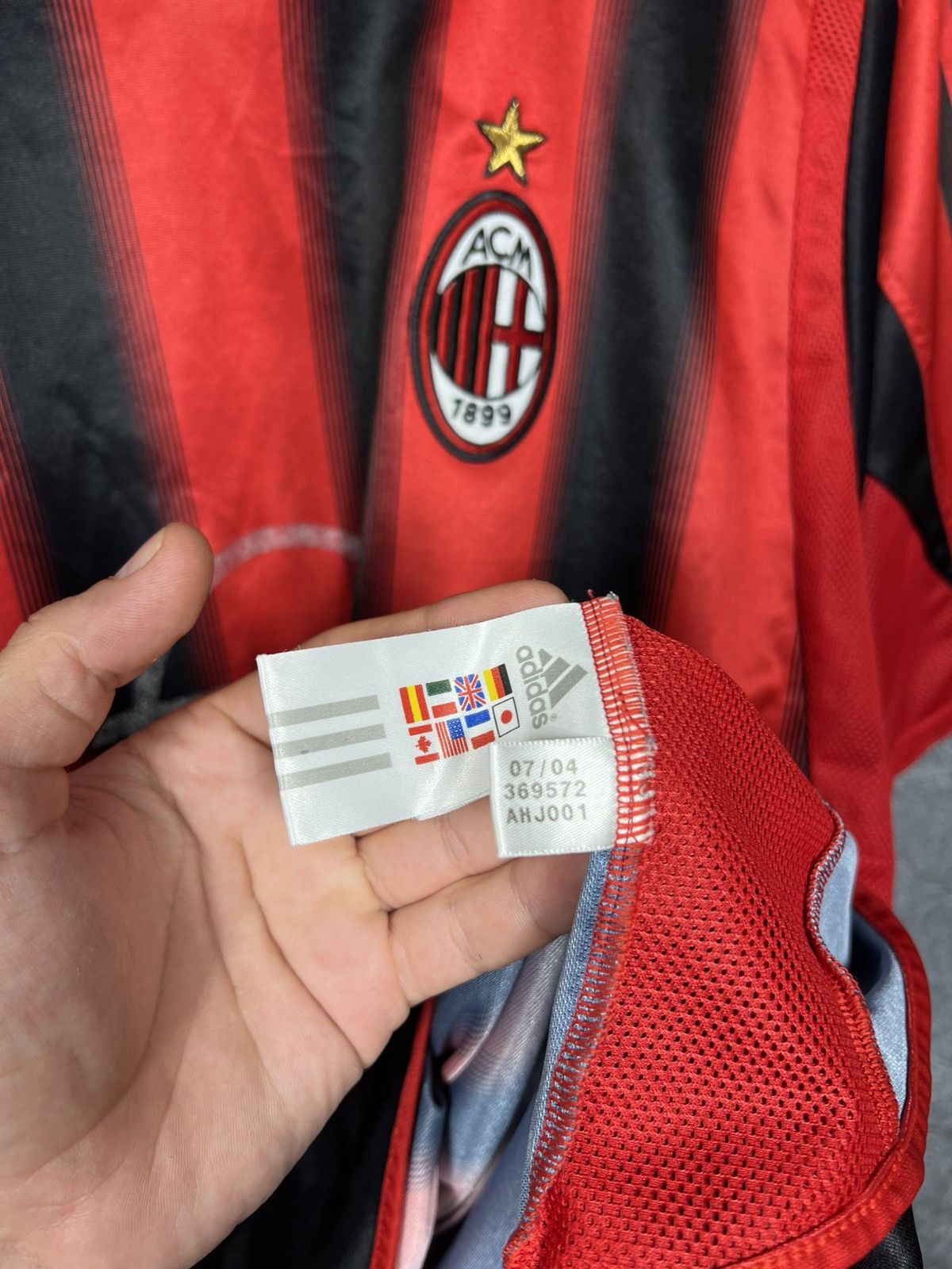 Adidas Adidas Vintage AC Milan 2004 Opel Jersey T-shirt Size US XL / EU 56 / 4 - 8 Thumbnail