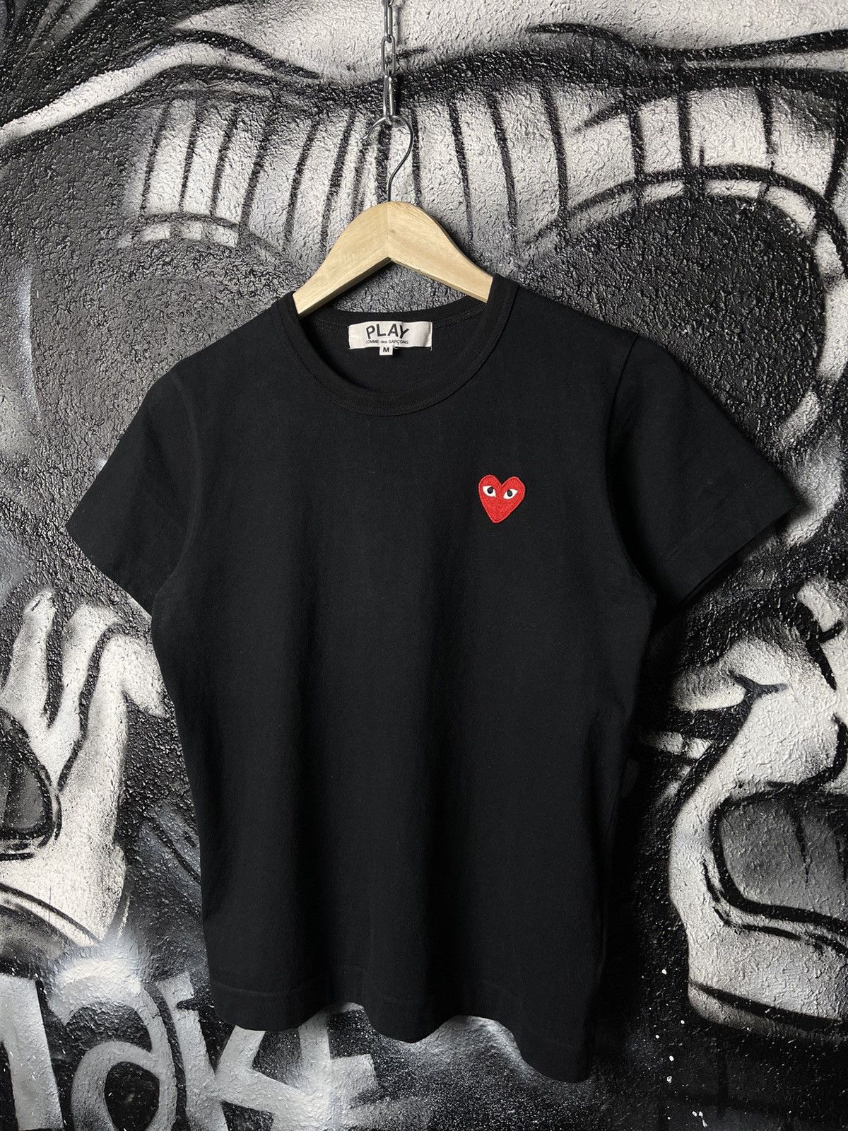 Comme des Garcons PLAY Comme Des Garcons PLAY Red Heart Logo T-Shirt WMNS Size M Size M / US 6-8 / IT 42-44 - 1 Thumbnail