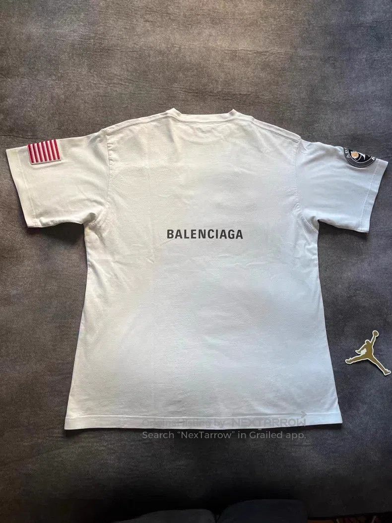 Balenciaga Balenciaga NASA Space Exploration Collab Short Sleeve T-Sh Size US XS / EU 42 / 0 - 2 Thumbnail