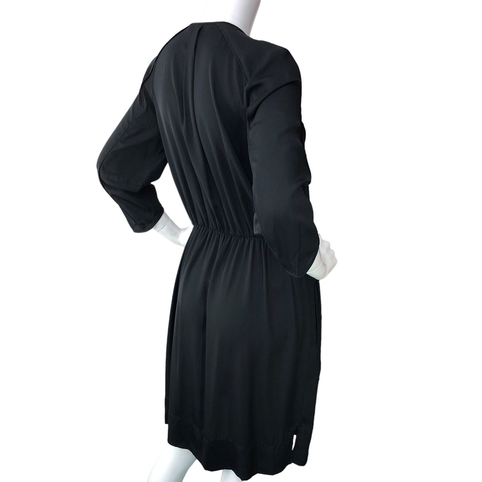 Diane von Furstenberg Diane Von Furstenberg DVF Size 6 Apona Dress Tie Neck Silk Size M / US 6-8 / IT 42-44 - 9 Thumbnail