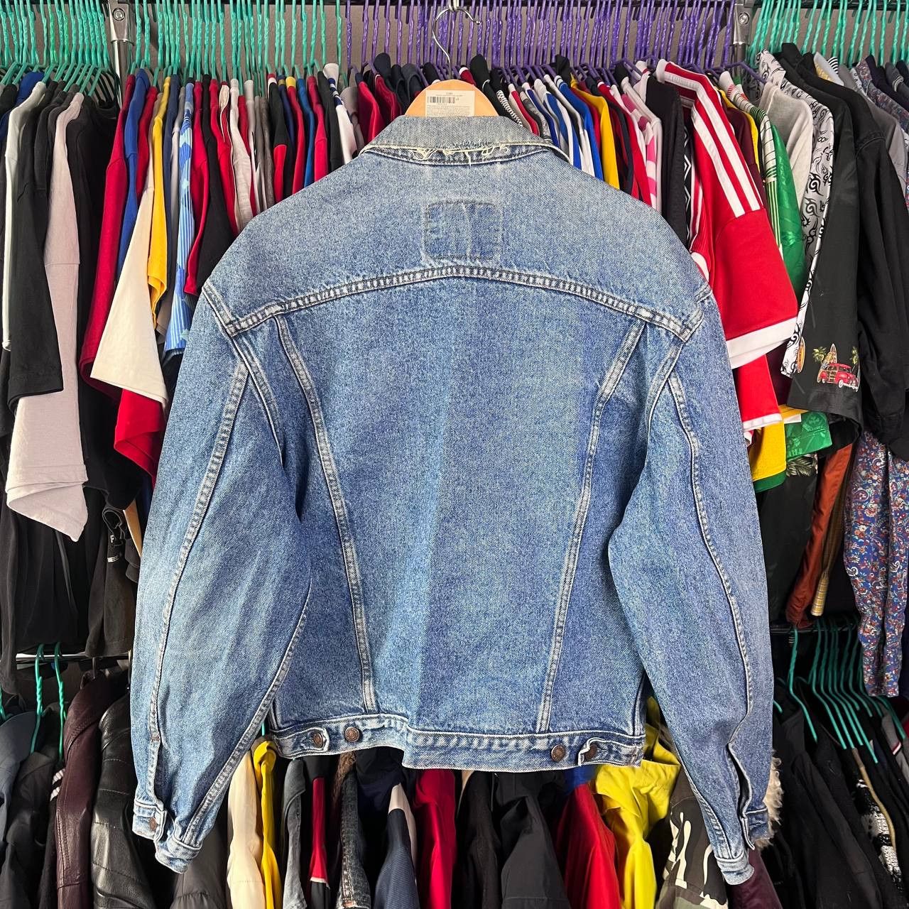 Levi's Vintage Clothing Vintage 90s Levis Blue Denim Jacket Distressed Size L Size US L / EU 52-54 / 3 - 8 Thumbnail