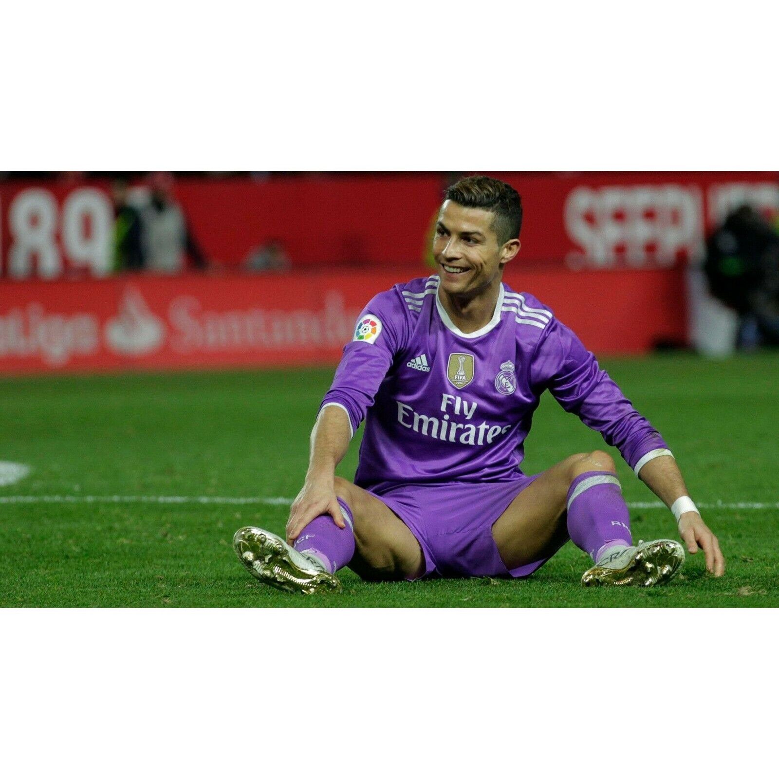 Adidas Ronaldo Real Madrid 2016 2017 Away Long Sleeve Soccer Jersey Size US L / EU 52-54 / 3 - 9 Thumbnail
