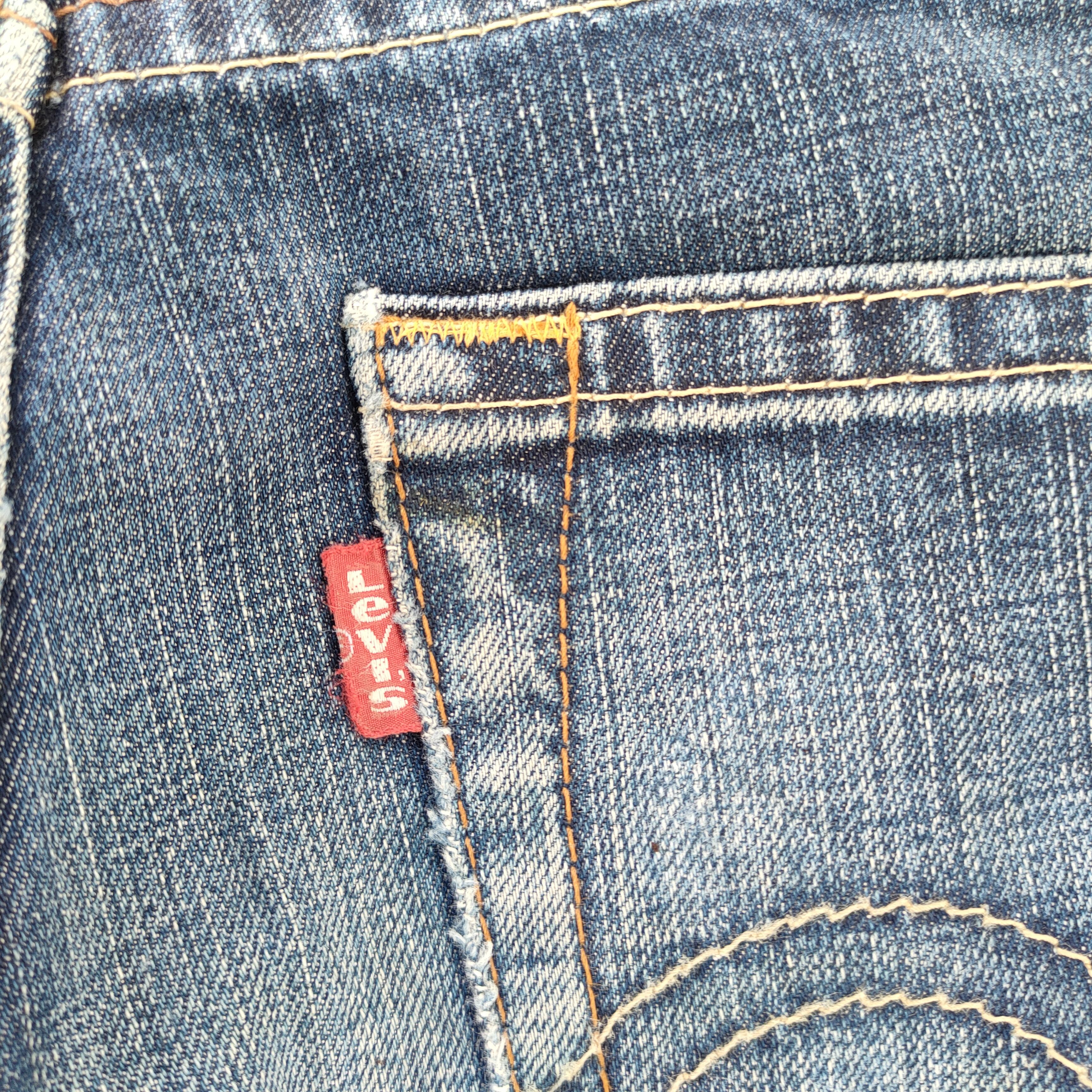 Levi's Vintage Clothing VINTAGE LEVI'S 507 BOOTCUT FLARE FADED RIPPED JEAN PANTS Size US 34 / EU 50 - 12 Thumbnail