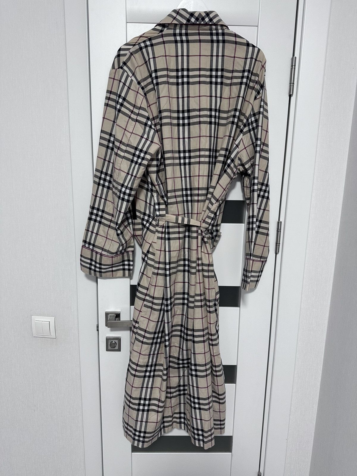 Burberry Burberry Trench Coat Check Nova Beige Women Size L Size L / US 10 / IT 46 - 3 Thumbnail