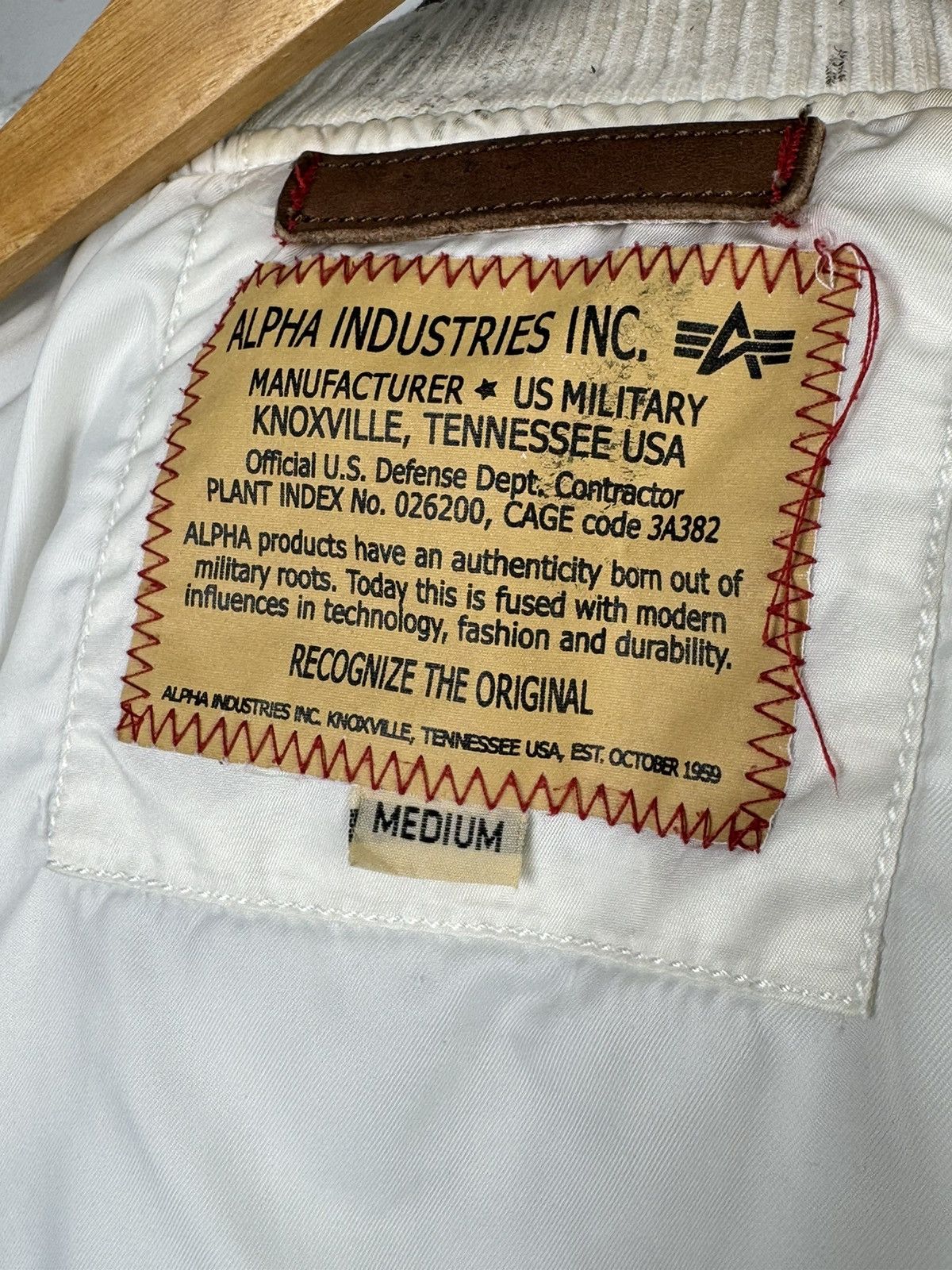 Alpha Industries Vintage Alpha Industries MA-1 Bomber Custom Jacket Size S-M Size US M / EU 48-50 / 2 - 8 Thumbnail