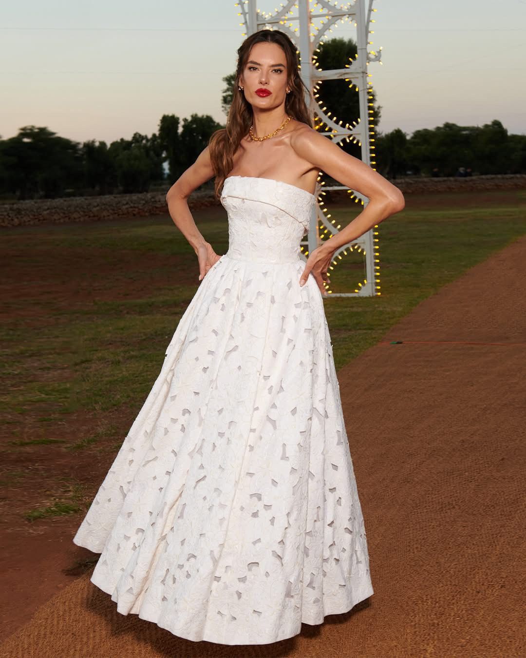 Dolce & Gabbana Dolce & Gabbana Gown Size S / US 4 / IT 40 - 3 Thumbnail
