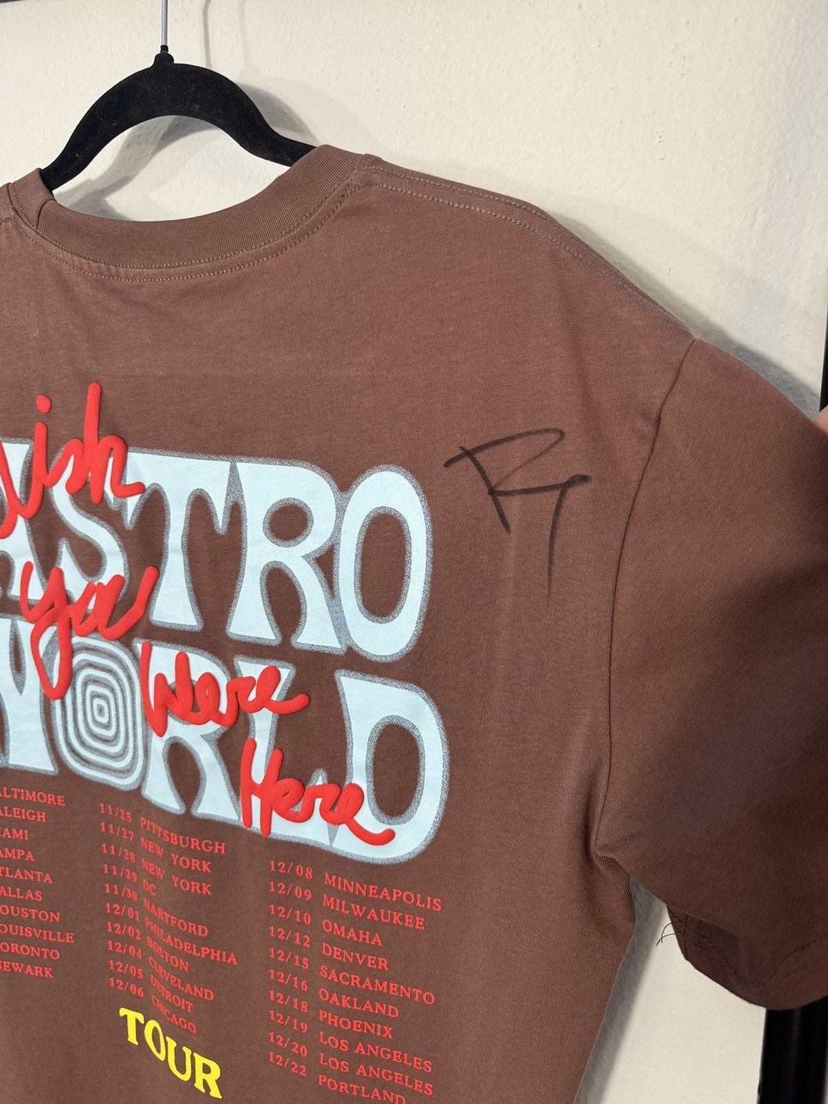 Travis Scott Signed Travis Scott Sicko Mode Astroworld Tour Tee Size US M / EU 48-50 / 2 - 3 Thumbnail