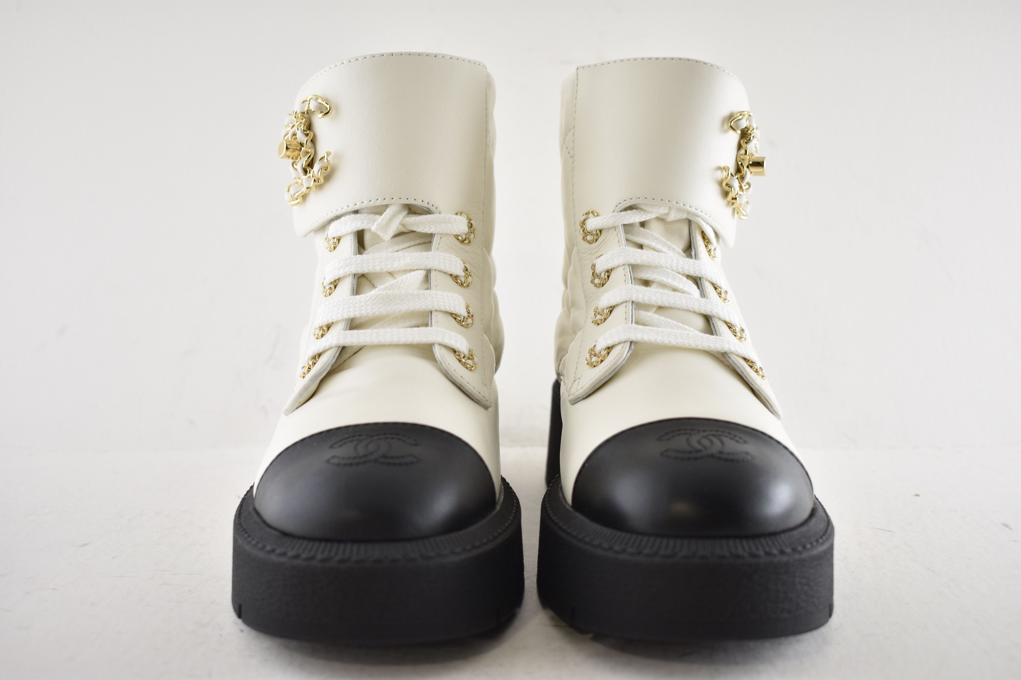 Chanel Chanel 24B CC Combat Black Platform Ankle Short Boots 37c Size US 7 / IT 37 - 12 Thumbnail