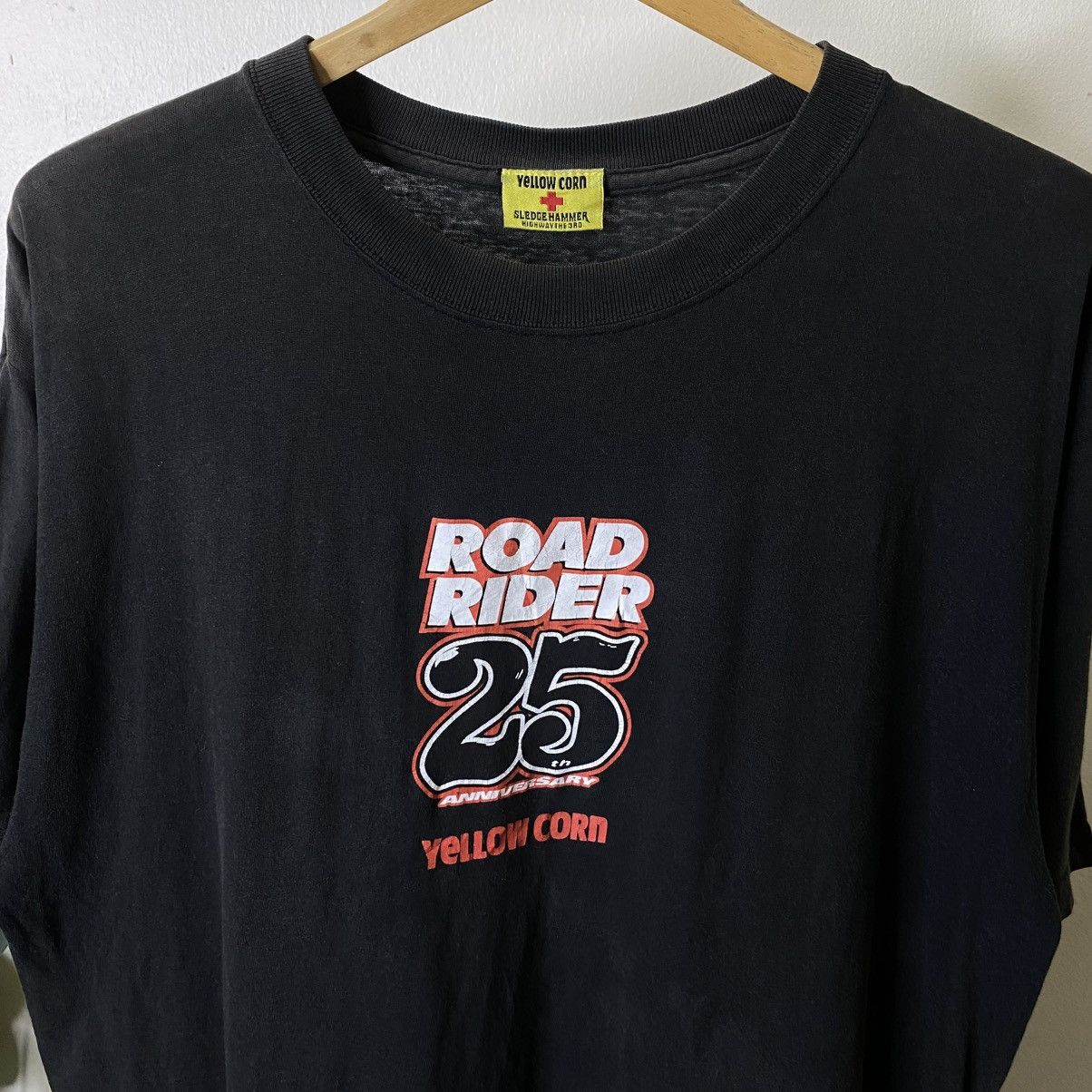 Vintage Y2K Yellow Corn Sledge Hammer 25th Anniversary Racing Tshirt Size US L / EU 52-54 / 3 - 6 Thumbnail