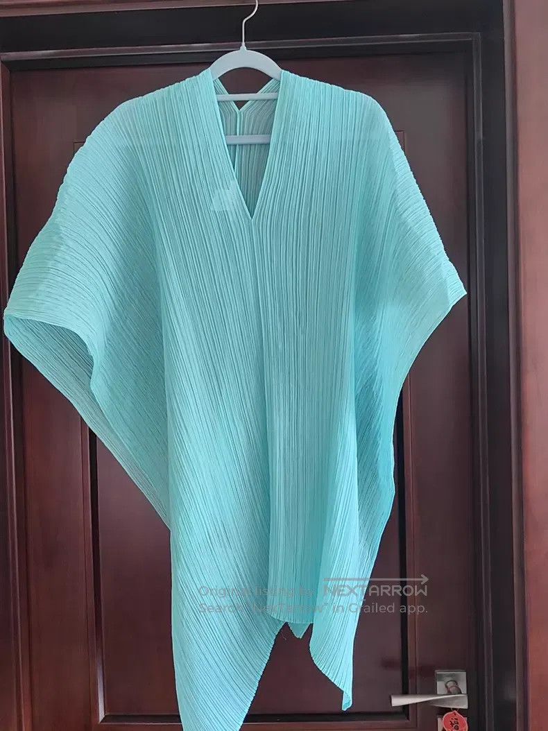 Issey Miyake Issey Miyake size:one size Sky Blue Vest Size XXS / US 00 / IT 34 - 1 Thumbnail