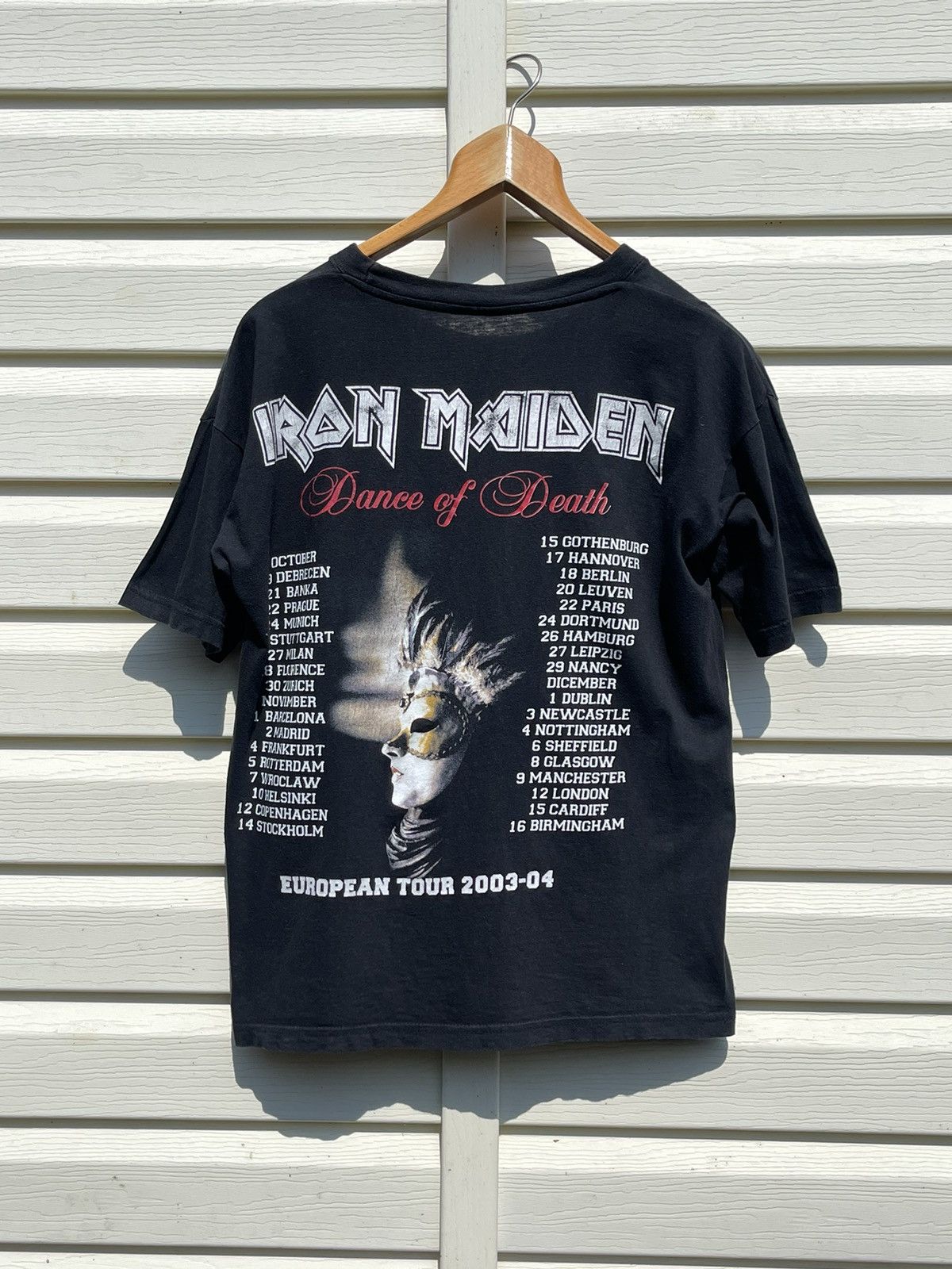 Band Tees Iron Maiden Dance of Death Vintage Y2k Boxy Tour Tee Size US L / EU 52-54 / 3 - 1 Thumbnail