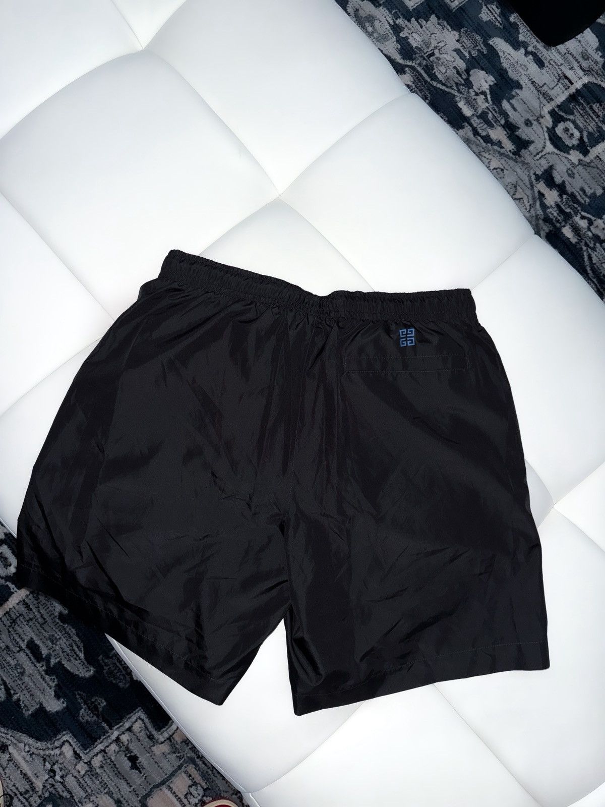 Givenchy Logo swim shorts Size US 34 / EU 50 - 2 Thumbnail