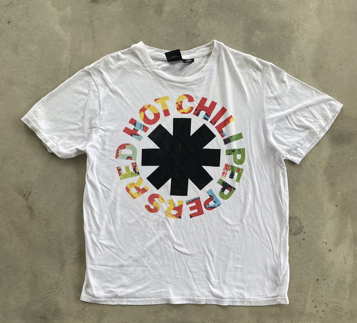 Japanese Brand × Vintage RES HOT CHILI PEPPERS BAND TEE Size US XL / EU 56 / 4 - 1 Thumbnail