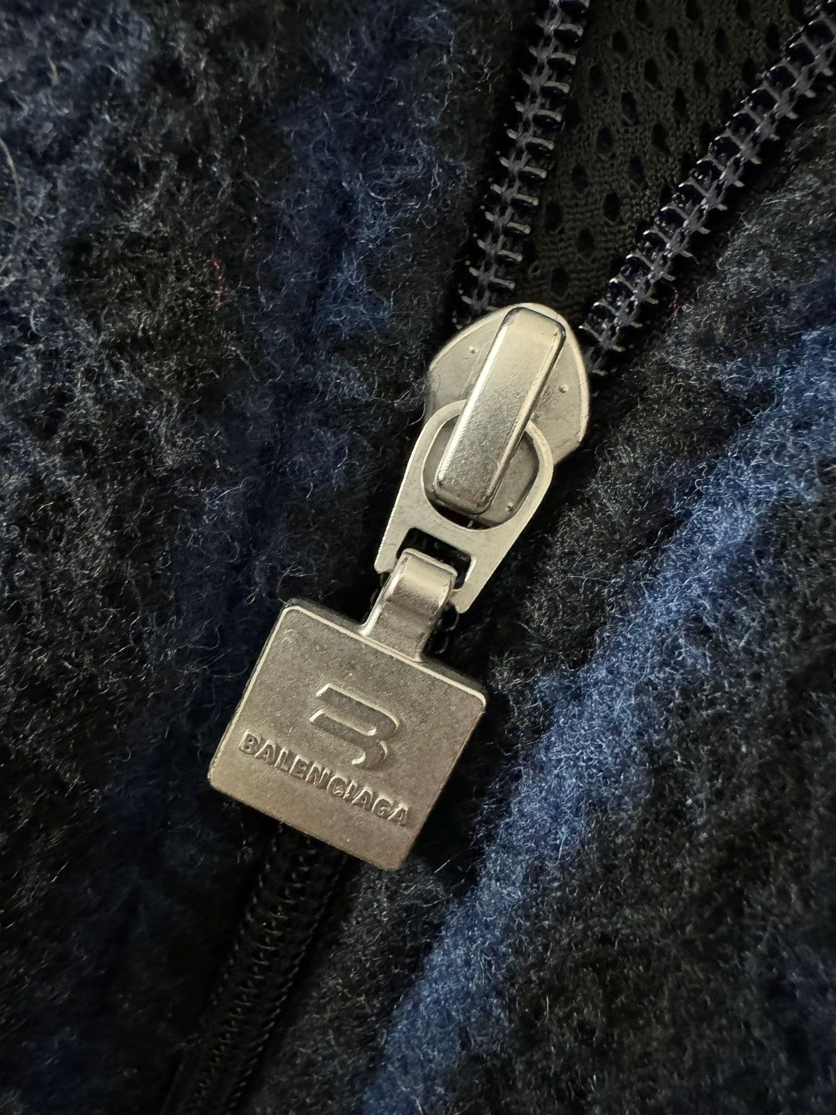 Balenciaga FW21 *rare* Vintage Check Wool Tracksuit Sporty B Size US M / EU 48-50 / 2 - 15 Thumbnail