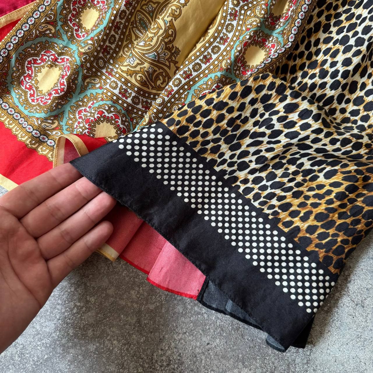 Dolce & Gabbana Dolce & Gabbana D&G Multicolor Silk Skirt Size 27" / US 4 / IT 40 - 13 Thumbnail