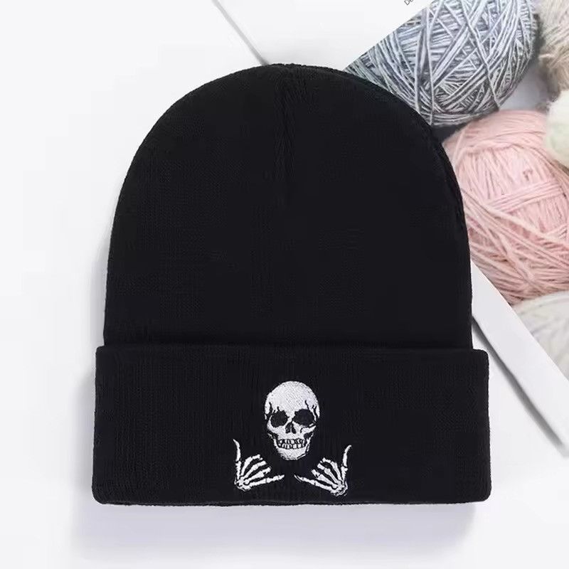 Pokemon Skull Knitted Hat Beanies Size ONE SIZE - 1 Thumbnail
