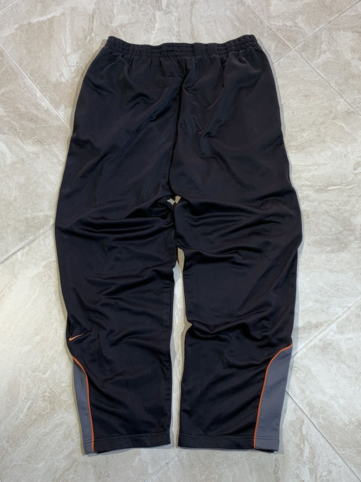 Nike 🔥 00s NIKE DRI-FIT RETRO TRACK PANTS TECH RUNNER STYLE Size US 34 / EU 50 - 2 Thumbnail