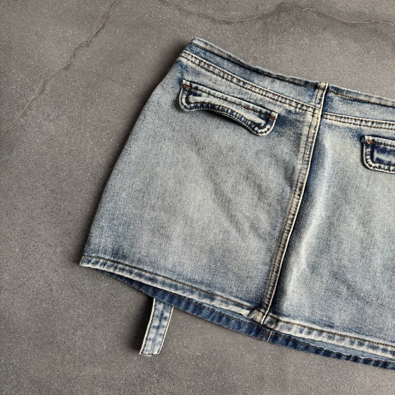Japanese Brand Y2K Super Sexy Bondage Details Washed Denim Mini Skirt Size 28" / US 6 / IT 42 - 5 Thumbnail