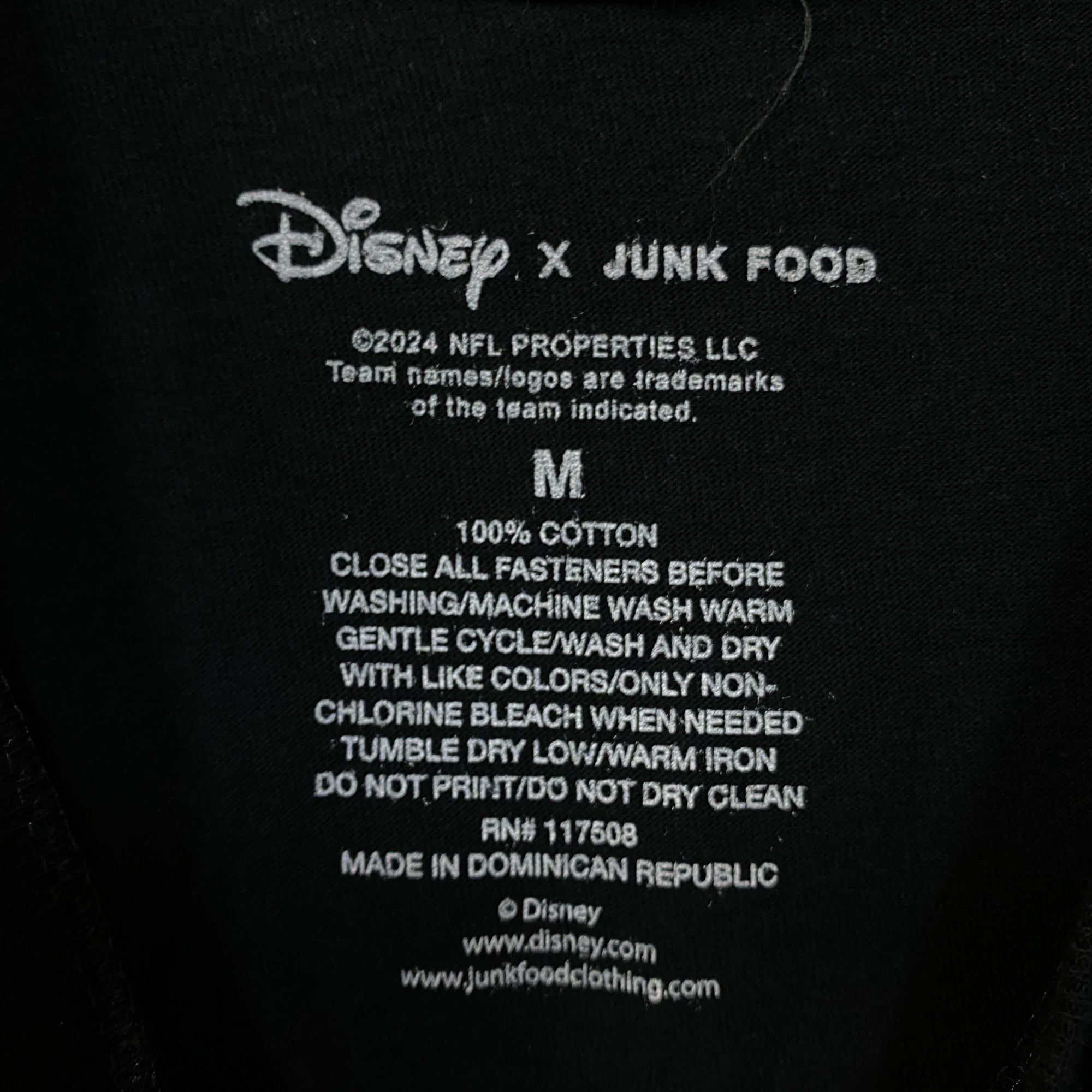 Junk Food Disney x Junk Food NFL Miami Dolphins Mickey Mouse Kick Back Size US M / EU 48-50 / 2 - 4 Thumbnail
