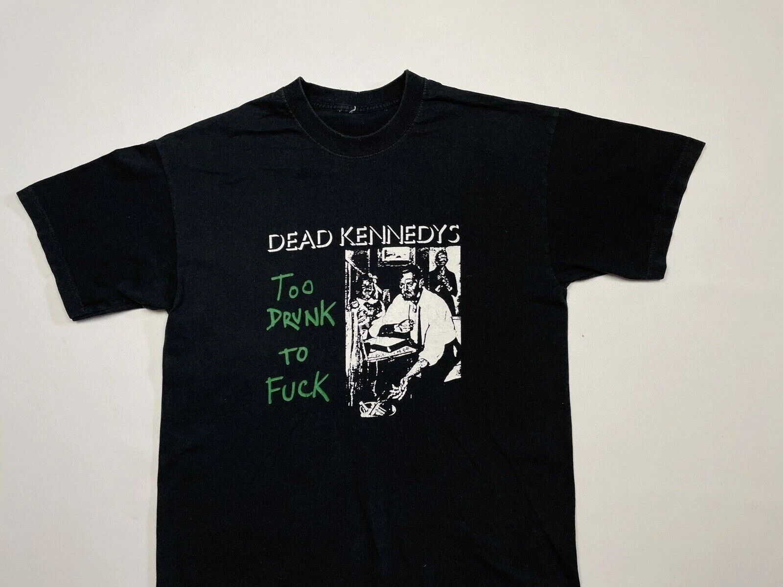 Vintage VINTAGE 1995 DEAD KENNEDYS TOO DRUNK TO FUC# SHIRT RARE BAND Size US M / EU 48-50 / 2 - 2 Thumbnail