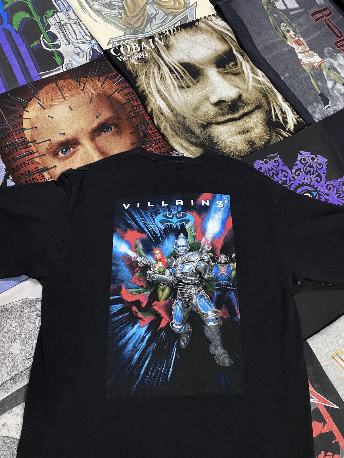 DC Comics × Vintage Vintage 1997 Batman & Robin Movie T-Shirt Adult Large Size US L / EU 52-54 / 3 - 1 Thumbnail