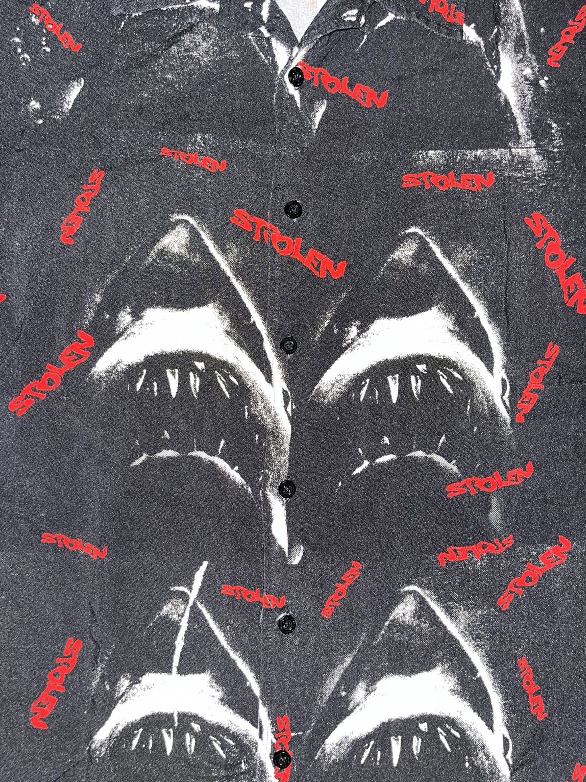 Stolen Girlfriends Club Crazy Y2K Faded Skater Grunge Jaws Movie Shark Button Up Size US M / EU 48-50 / 2 - 2 Thumbnail