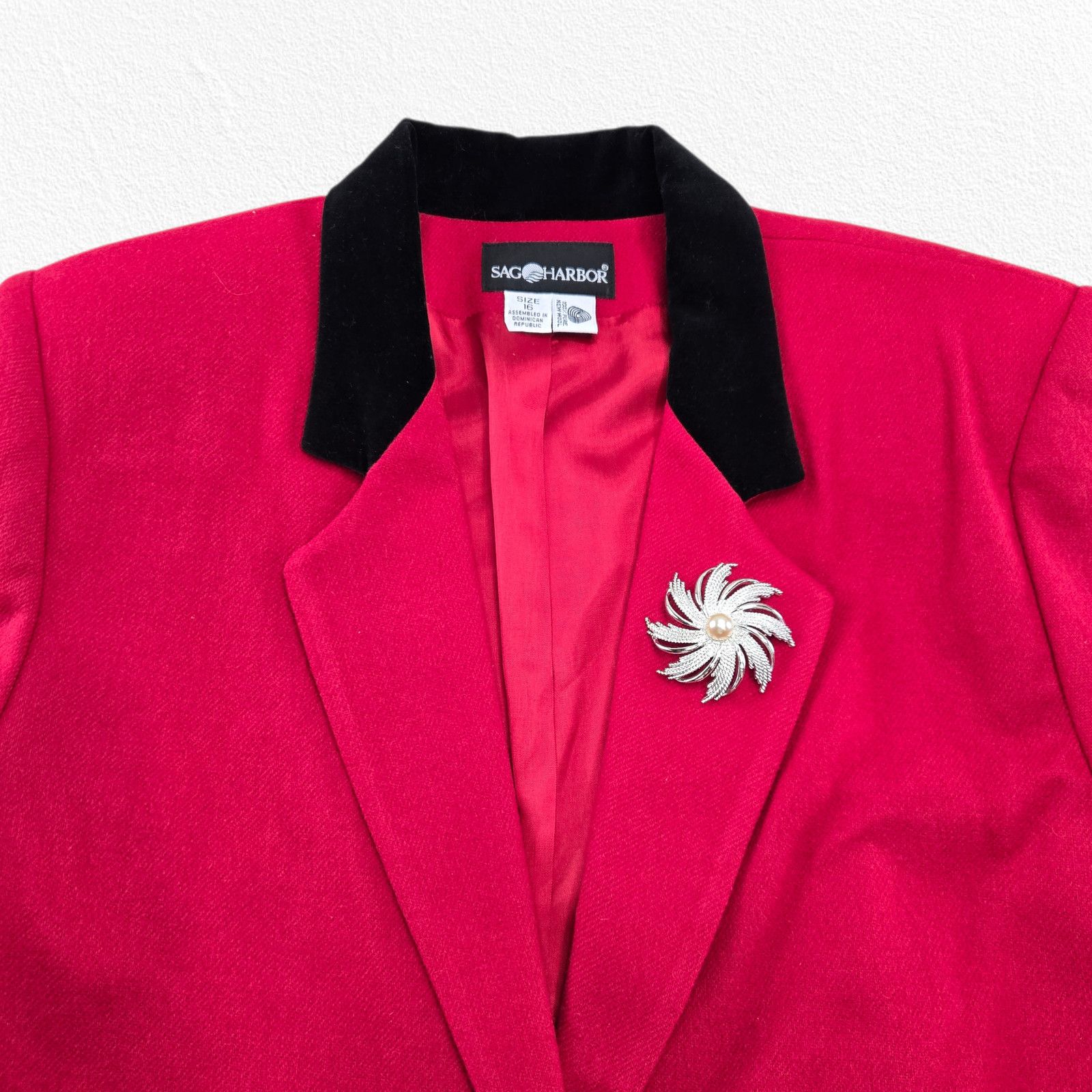 Vintage Vintage Red Wool Blazer Velvet Collar Size 16 Size XXL / US 16-18 / IT 52-54 - 4 Thumbnail