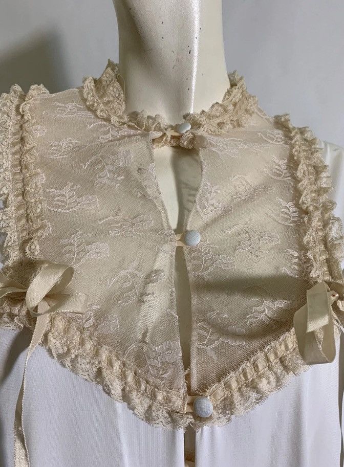 Vintage VTG 1970s Ivory Lace Trim Nightgown and Robe Size S / US 4 / IT 40 - 5 Thumbnail