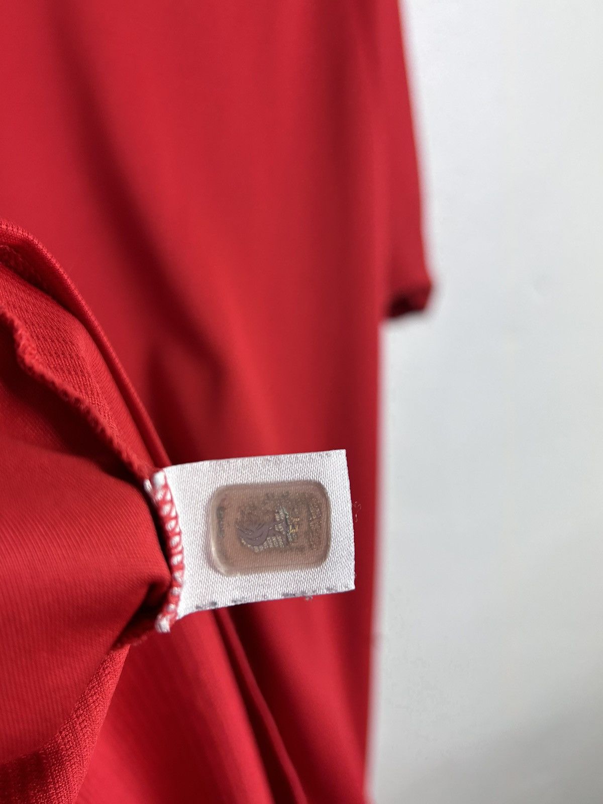 New Balance New Balance x Liverpool Training Betvictor Soccer Jersey Red Size US S / EU 44-46 / 1 - 9 Thumbnail