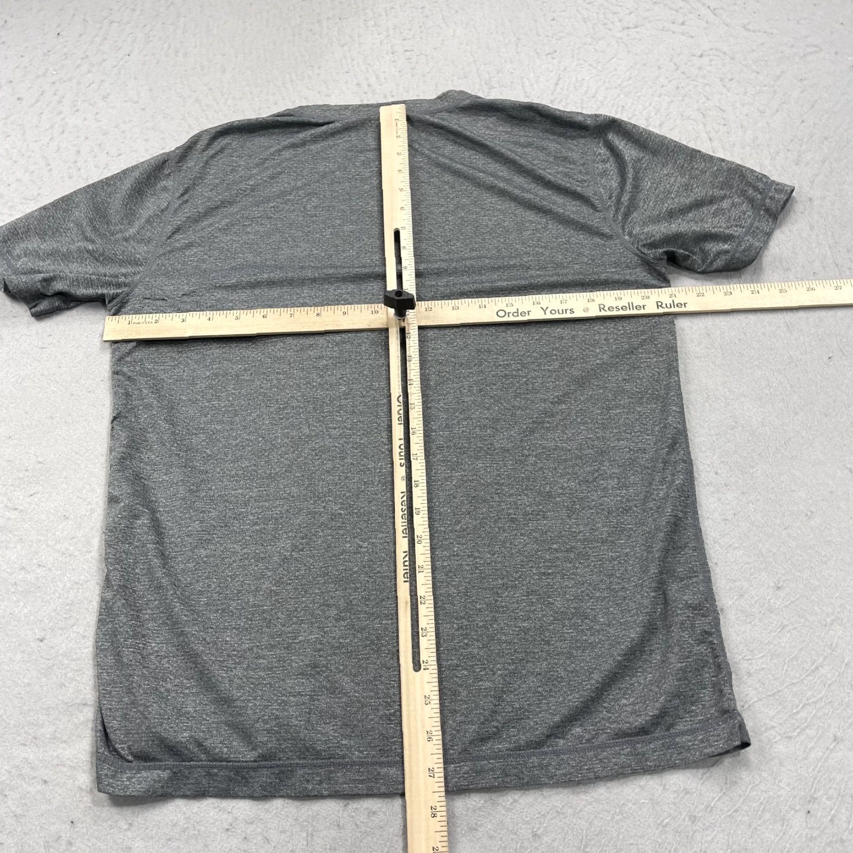 Vuori Vuori Shirt Mens M Gray Tradewind Performance Tee Pocket Gym Workout Lift Size US M / EU 48-50 / 2 - 7 Thumbnail