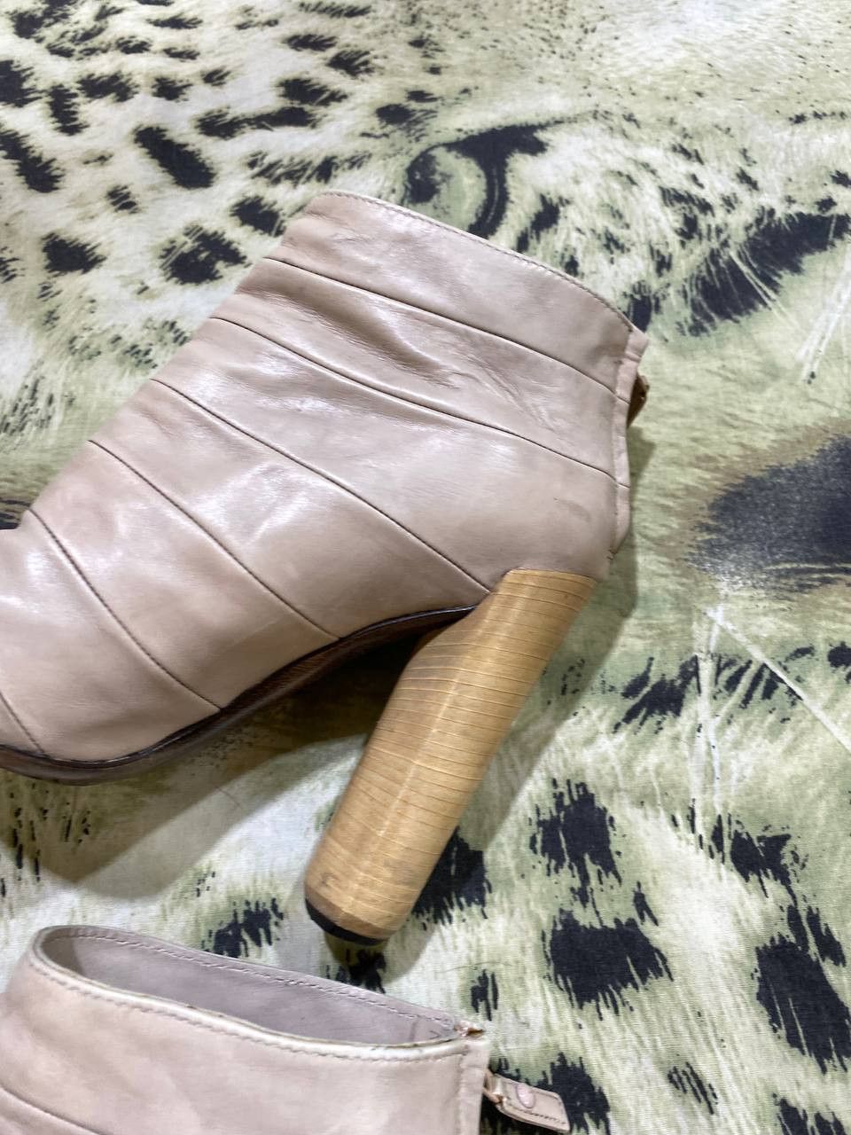 Louis Vuitton Vintage Louis Vuitton luxury Y2K Boots streetwear Size US 6 / IT 36 - 5 Thumbnail
