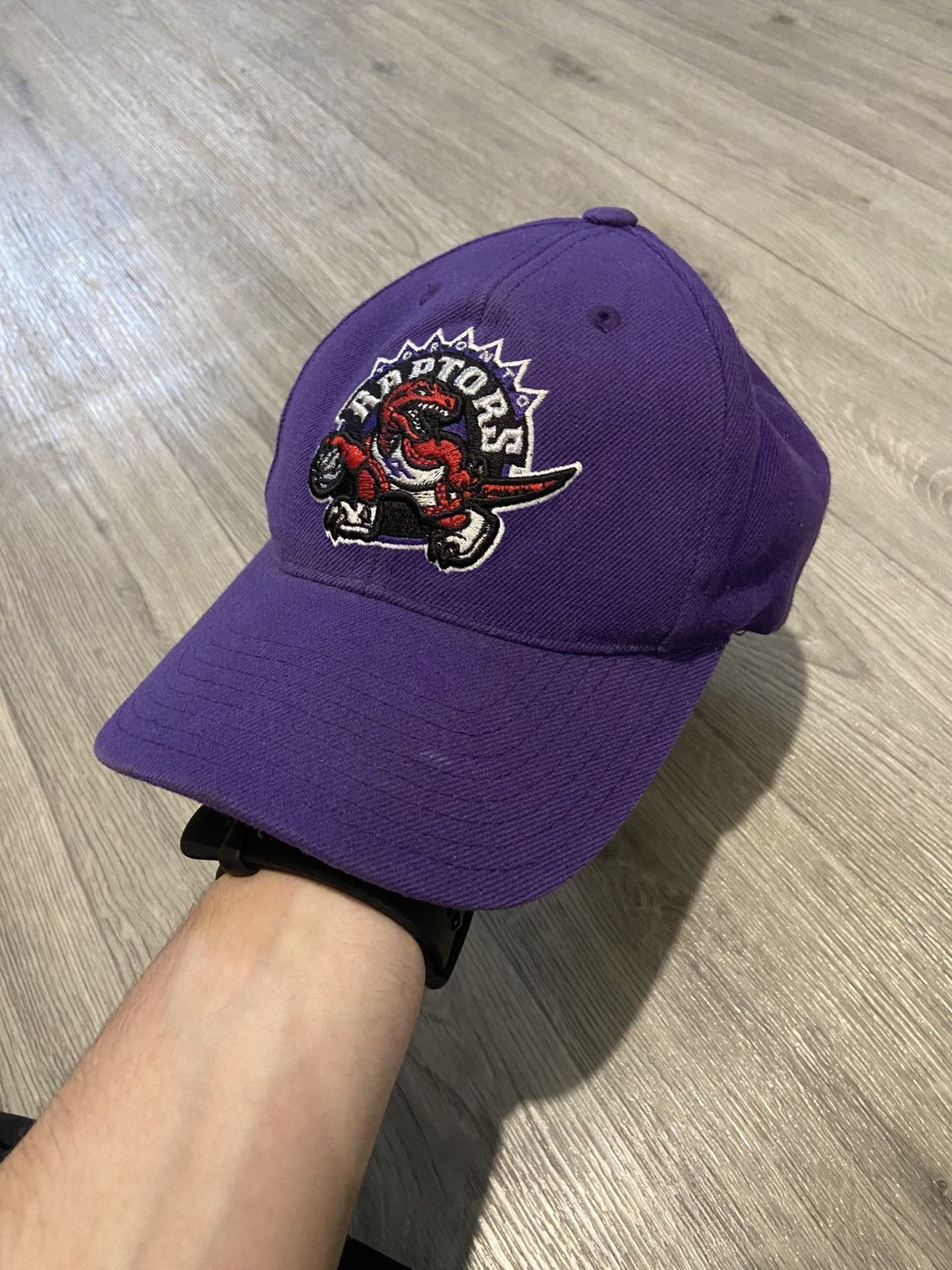 NBA Vintage Reebok Toronto Raptors NBA Hat Cap Size ONE SIZE - 1 Thumbnail