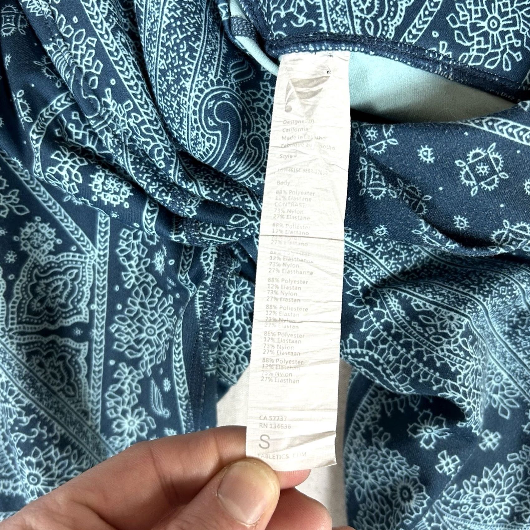 Fabletics Fabletics Leggings Womens S Blue Geometric Abstract Pull-On Yoga High Waist Powerhold Slim Inked Inseam 25.5 in Size 28" / US 6 / IT 42 - 3 Thumbnail