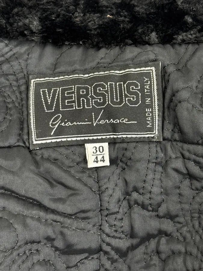 Versace 2000s Versace Buttoned Hybrid Denim & Leather Jacket Size S / US 4 / IT 40 - 11 Thumbnail