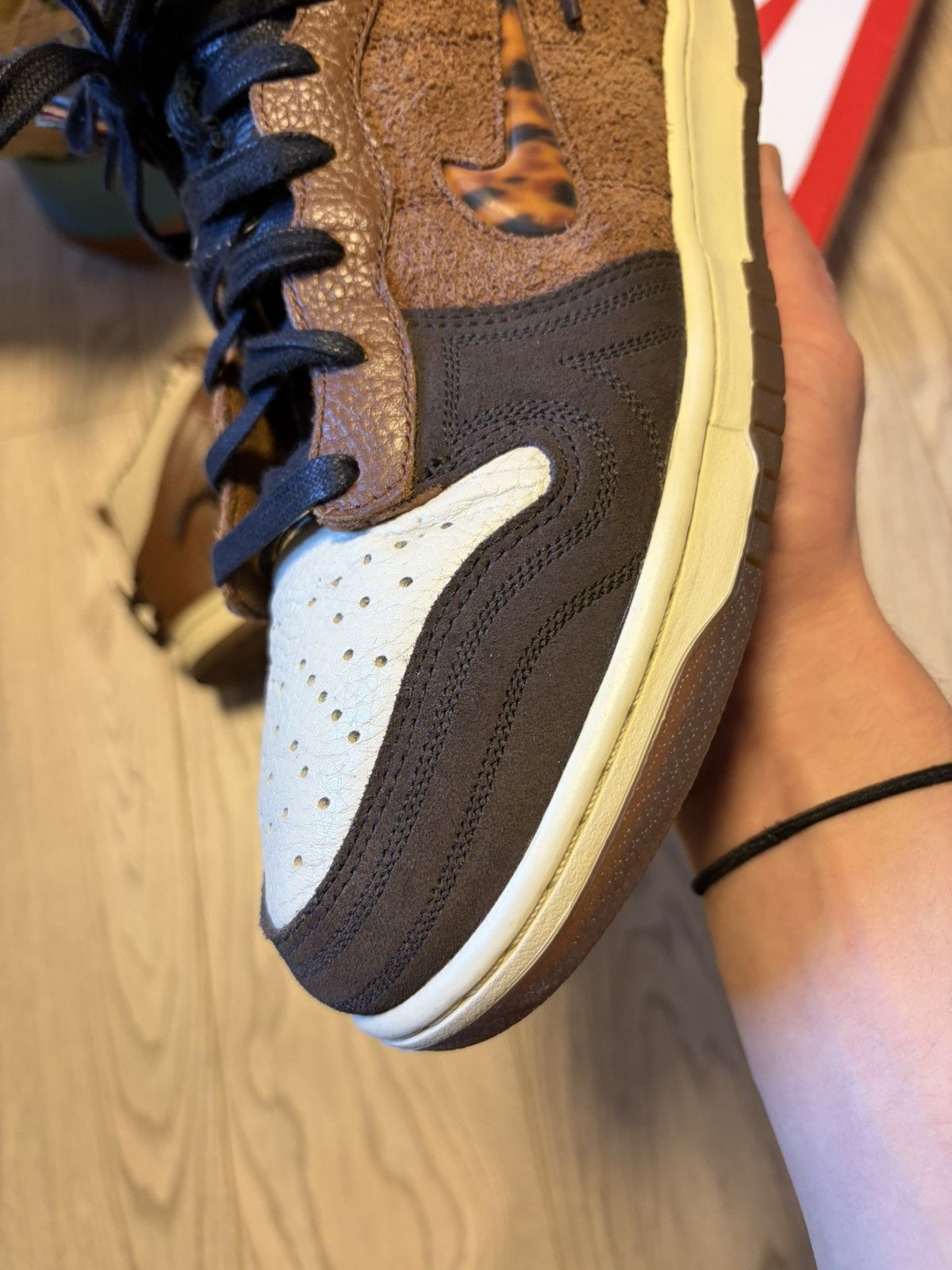Bodega × Nike Nike Dunk High x Bodega Legend - Fauna Brown 11 / 45 Size US 11 / EU 44 - 4 Thumbnail