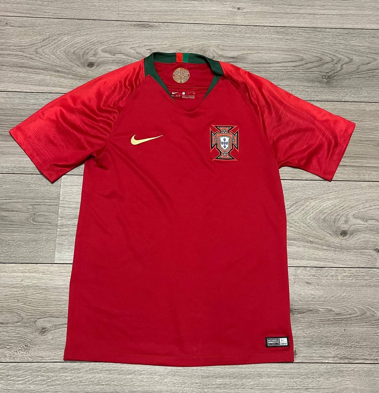 Nike × Vintage Portugal National Team 2018 Home Football Shirt Nike Size US S / EU 44-46 / 1 - 1 Thumbnail