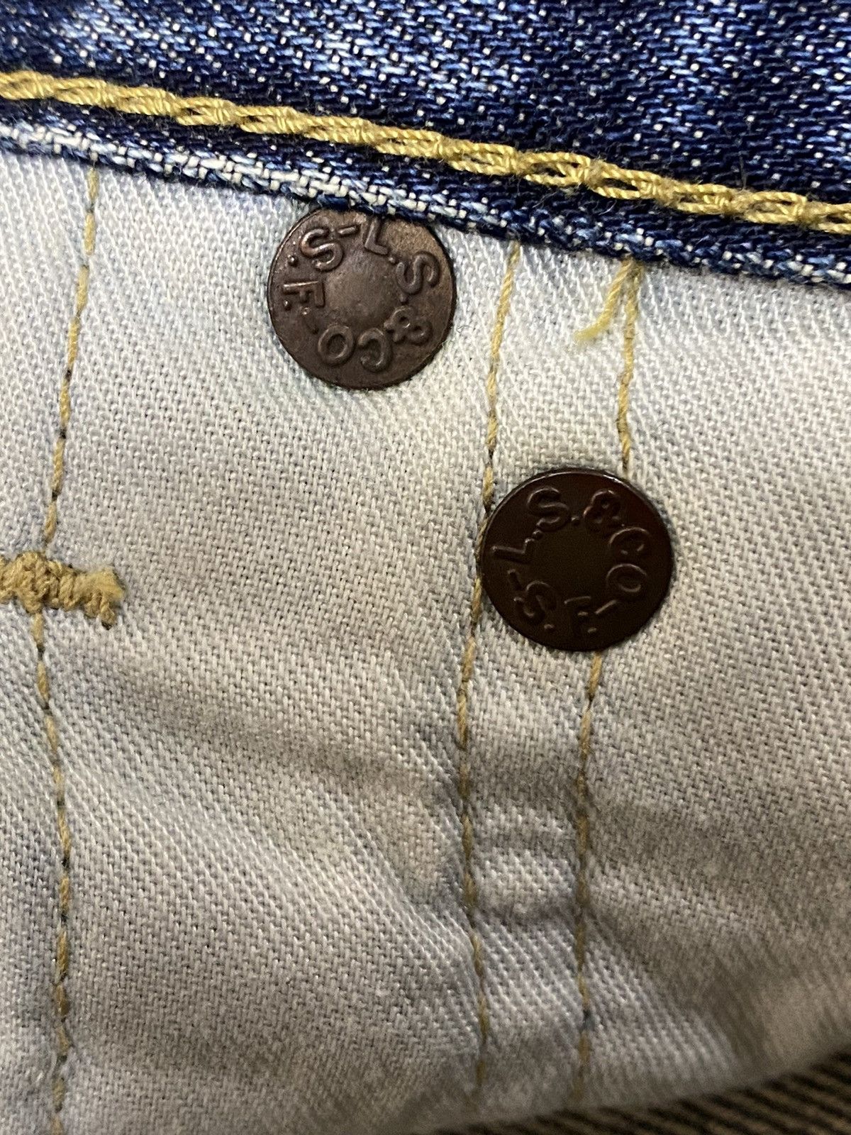 Levi's Vintage Clothing Vintage Levis 503 Blue Wash Trash Distressed Jeans Size US 30 / EU 46 - 17 Thumbnail