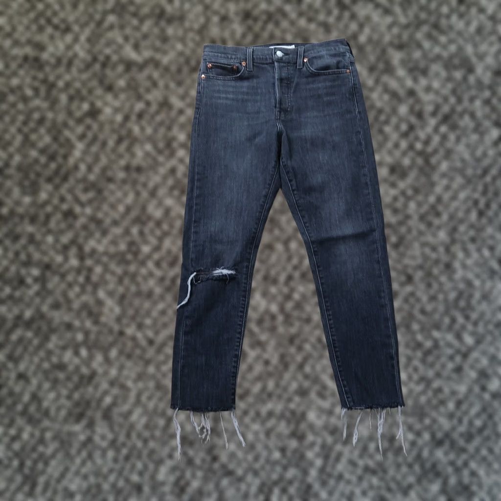 Levi's VINTAGE? No. Levi's Skinny Jeans Women 29 Black Denim Stretch Button Fly 5-Pocket High Rise Slim Size 29" - 1 Thumbnail