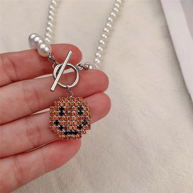 Jewelry × Vintage Crystal Smile Face Pendant Pearl Choker Necklace Size ONE SIZE - 5 Thumbnail