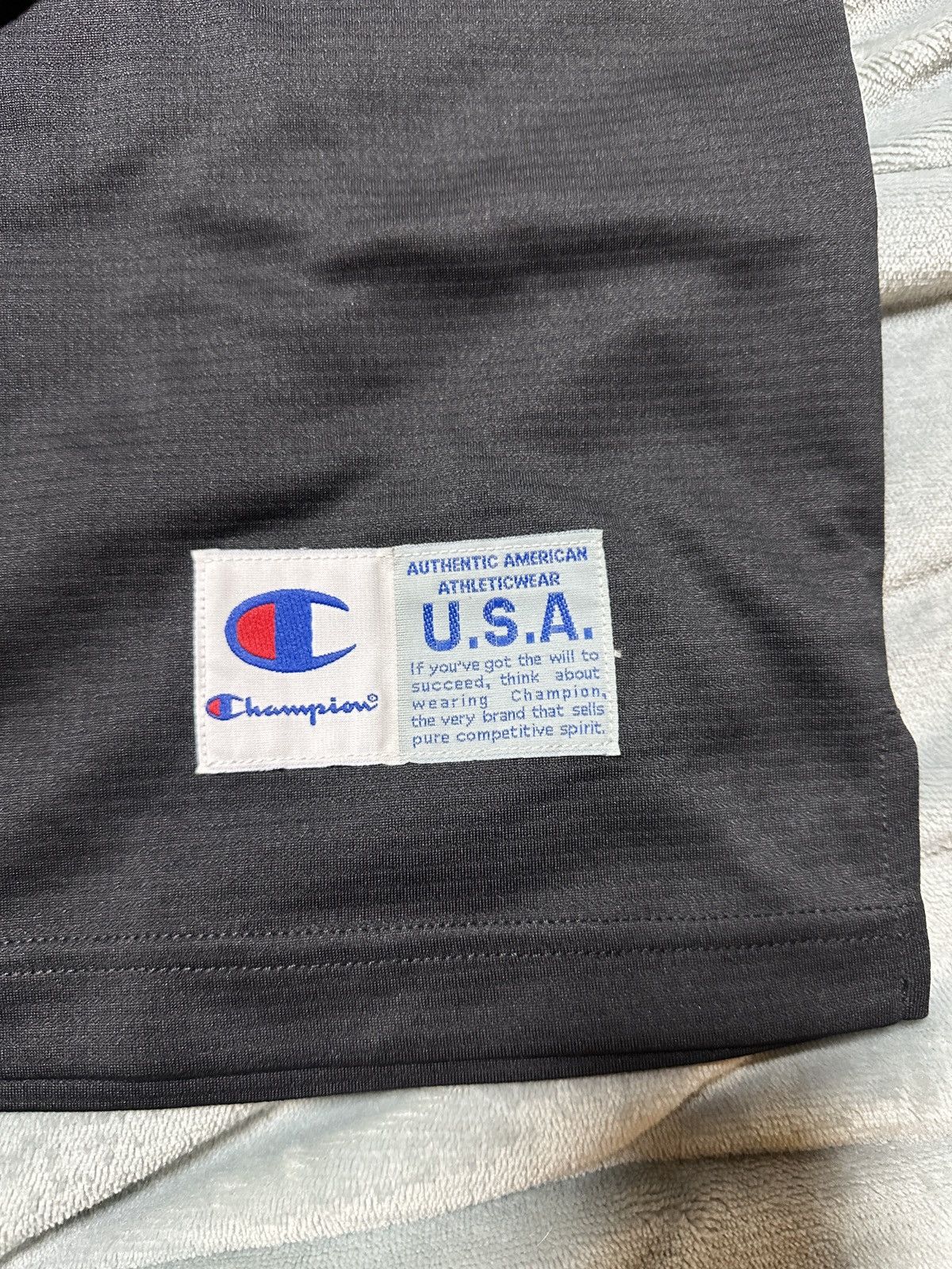 Champion New Champion Basketball Print Long Sleeve Dry Fit SZ L Men Size US L / EU 52-54 / 3 - 4 Thumbnail