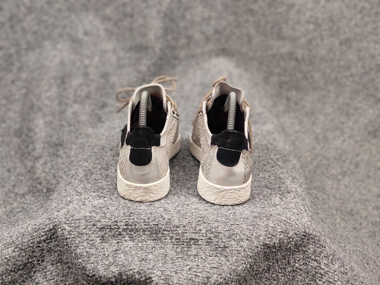 A.S.98 A.S.98 Airstep Design Silver Leather Low Top Lace Sneakers Size US 9 / IT 39 - 12 Thumbnail