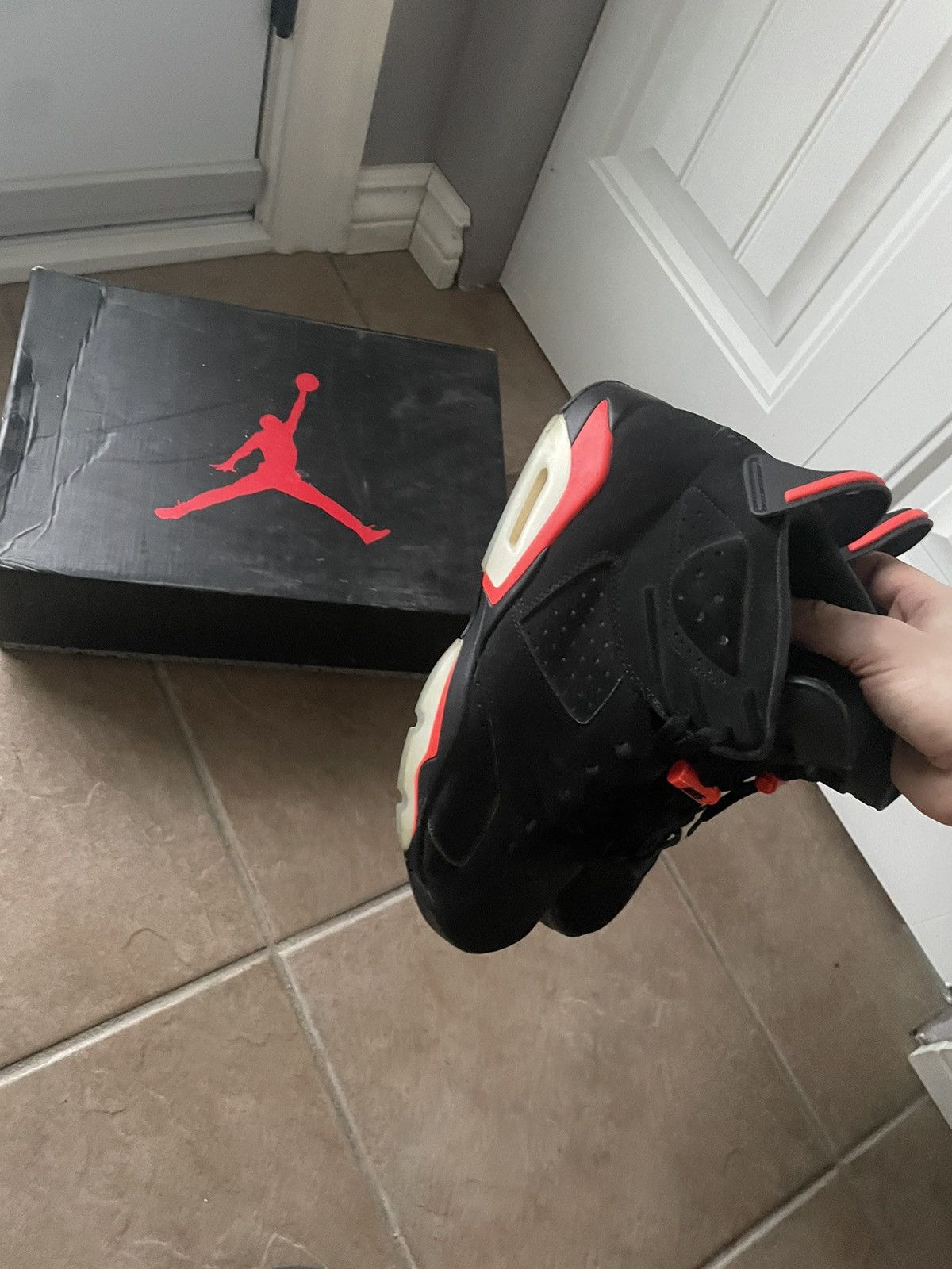 Jordan Brand Jordan 6 Retro infrared 2019 Size US 10.5 / EU 43-44 - 5 Thumbnail