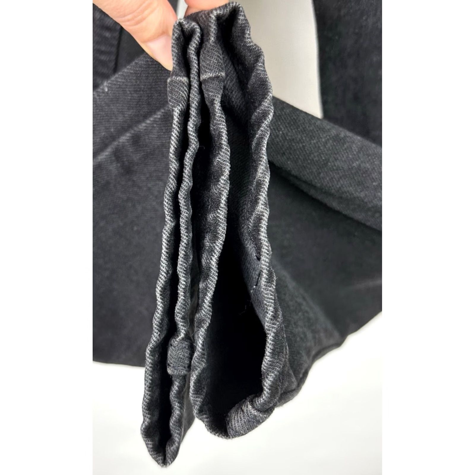Levi's VINTAGE Levi's Jeans Womens 27x28 ACTUAL 15951 Orange Tab Black Denim Jeans Size 27" / US 4 / IT 40 - 6 Thumbnail