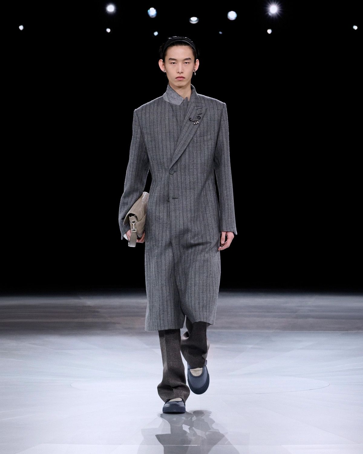 Dior o1bcso1str0326 Bar Coat in Grey Size US S / EU 44-46 / 1 - 4 Thumbnail