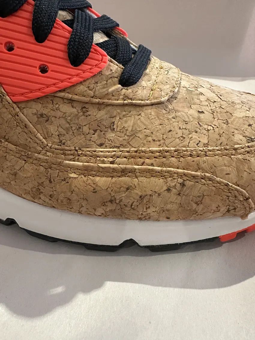 Nike BRAND NEW *RARE* Nike Air Max 90 Anniversary Cork SZ 11 Size US 11 / EU 44 - 3 Thumbnail
