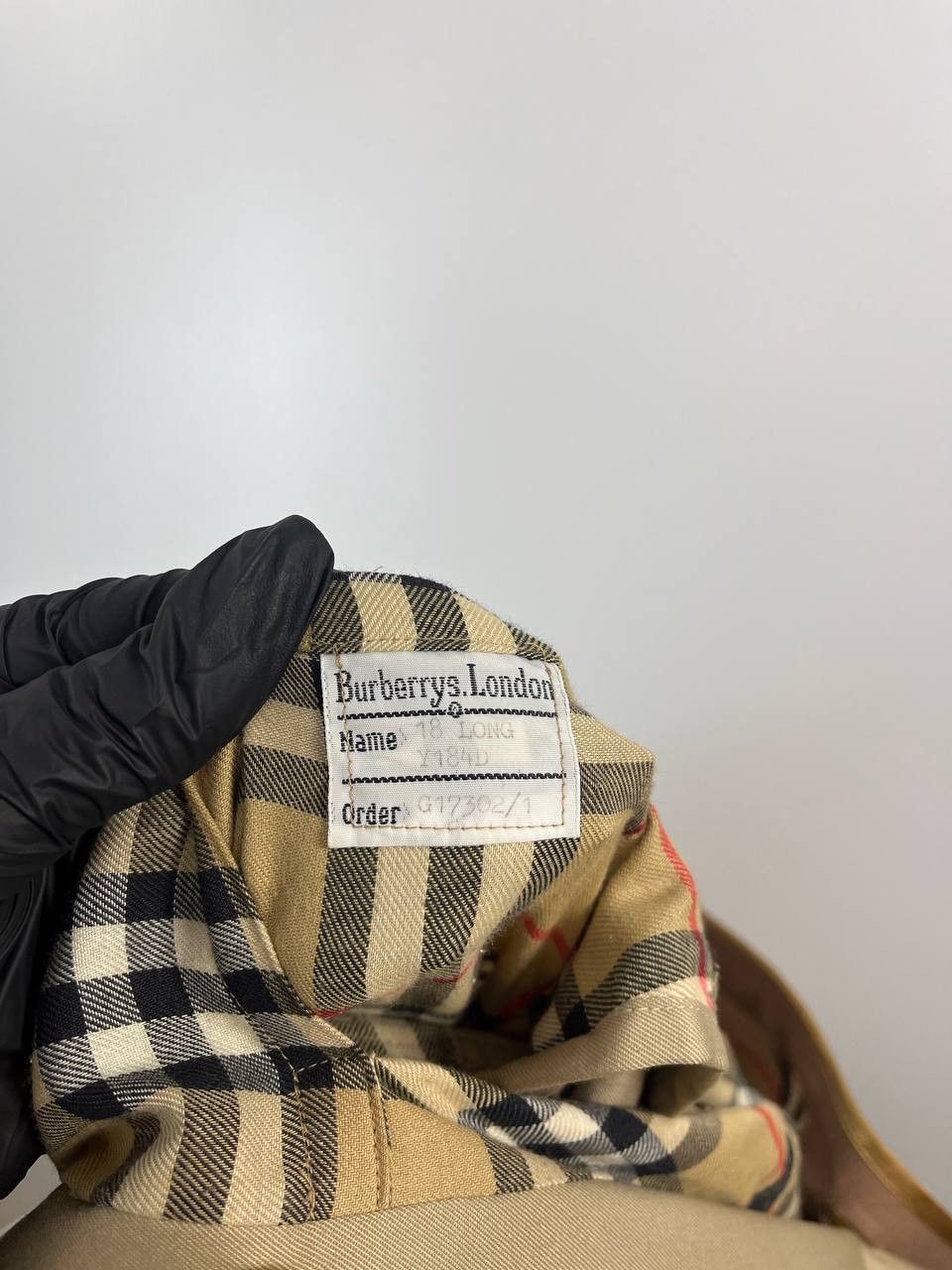 Burberry Burberrys London Vintage Beige Trench Coat Nova Size XL Size US XL / EU 56 / 4 - 8 Thumbnail